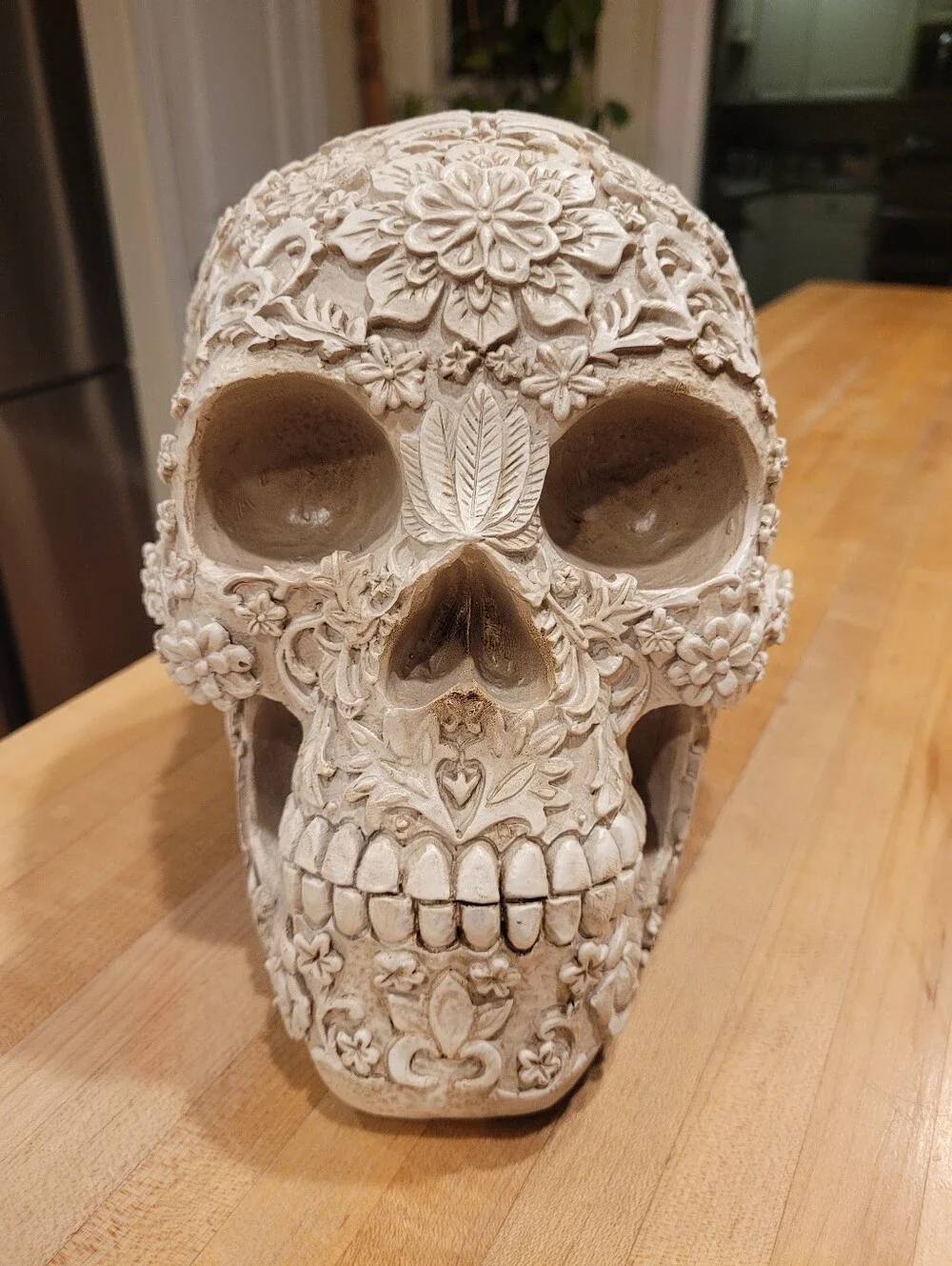 NEW Ornate Floral Carved Decorative Sugar Skull - Ivory